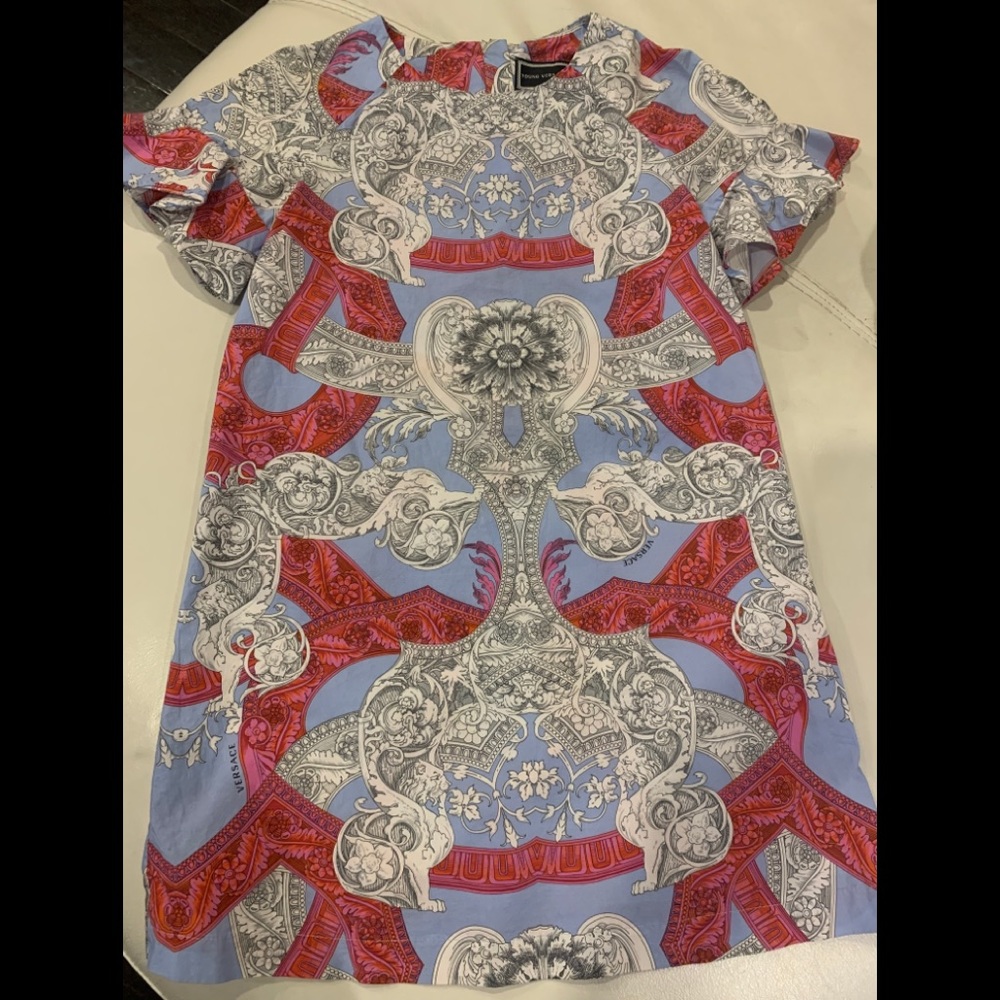 Young Versace girls dress 5y with ruffle sleeves